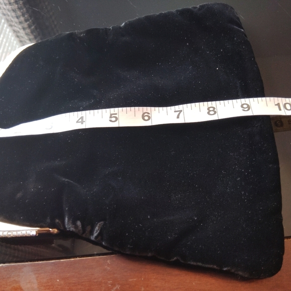 Velvet  Snap Closure Clutch Black - Picture 7 of 11